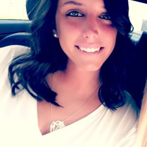 Meet your Posher, Nikki